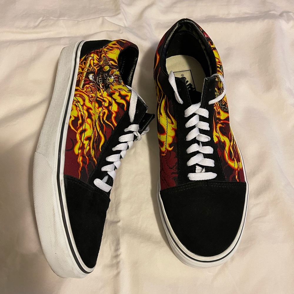 Men’s size 10 Canvas and Suede Vans